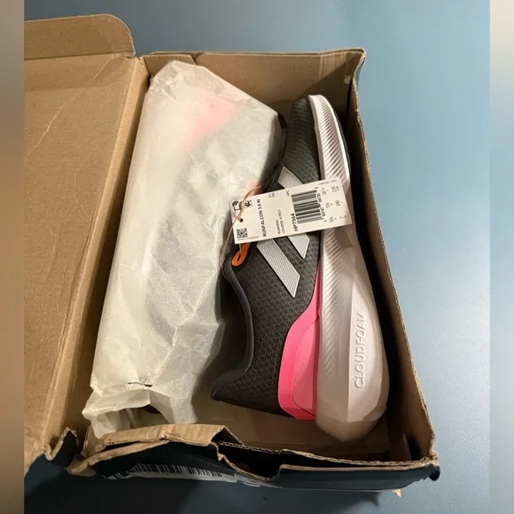 Adidas woman’s grey and pink size 7 Sneakers - Picture 3 of 5